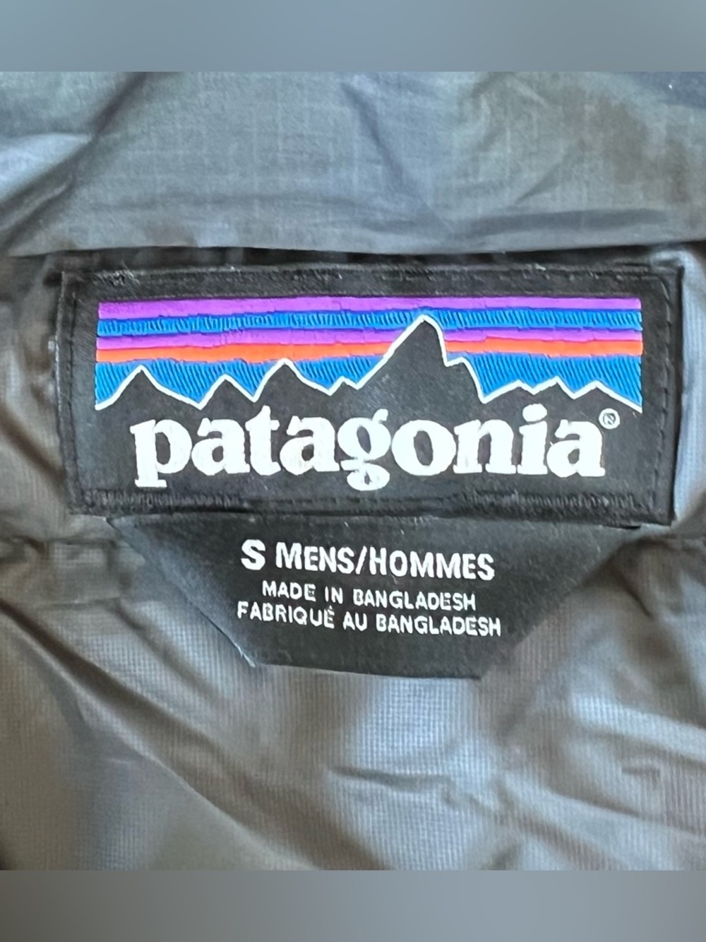 Patagonia Men's Down Sweater Jacket - Picture 9 of 12